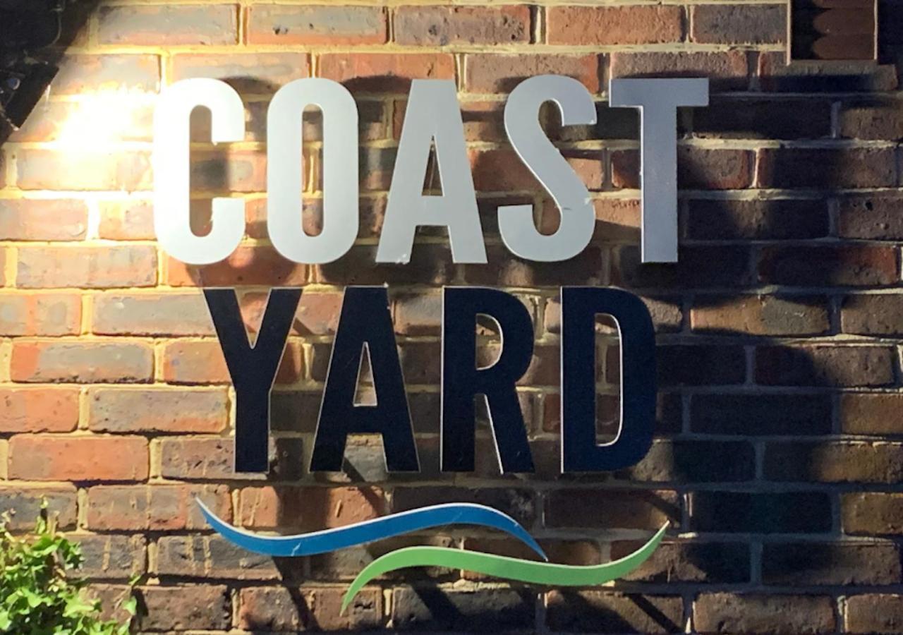 The Coast Yard B & B Chalet Hotel Selsey Extérieur photo