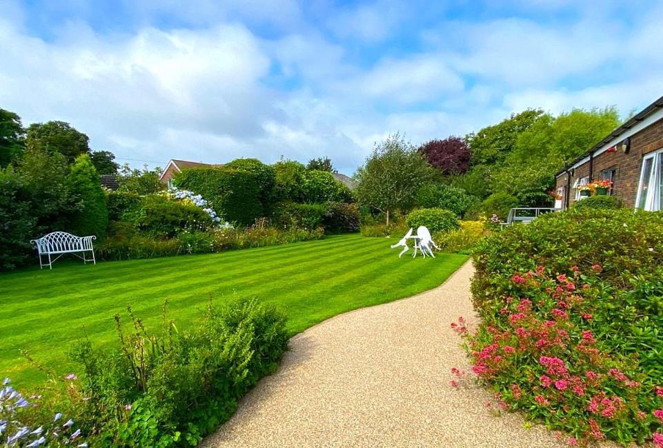 The Coast Yard B & B Chalet Hotel Selsey Extérieur photo